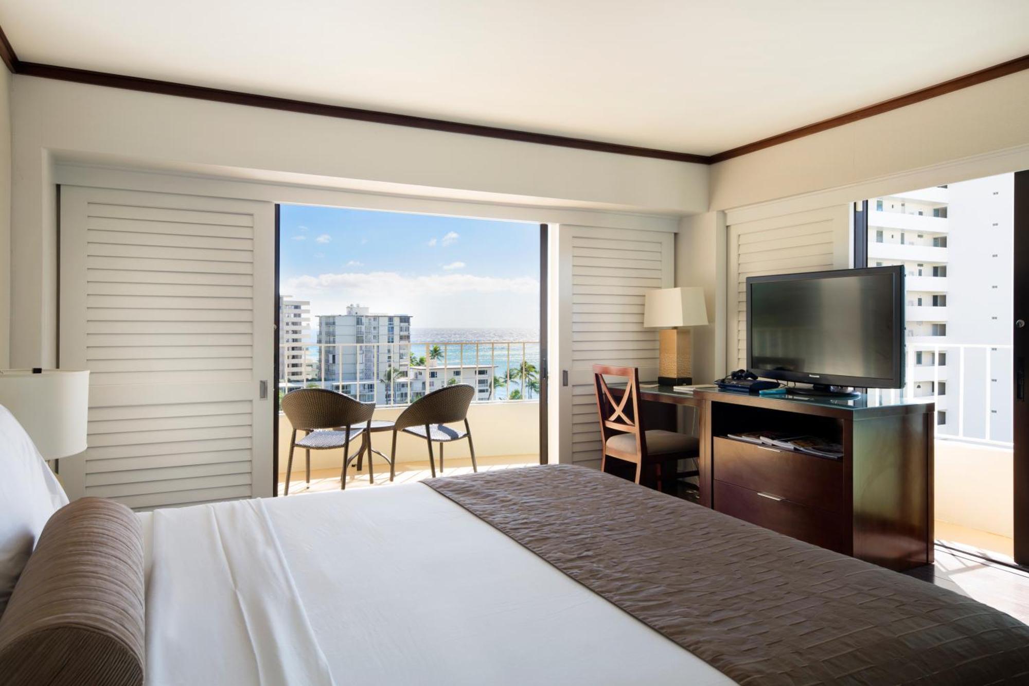 Lotus Honolulu At Diamond Head Hotel Exterior photo
