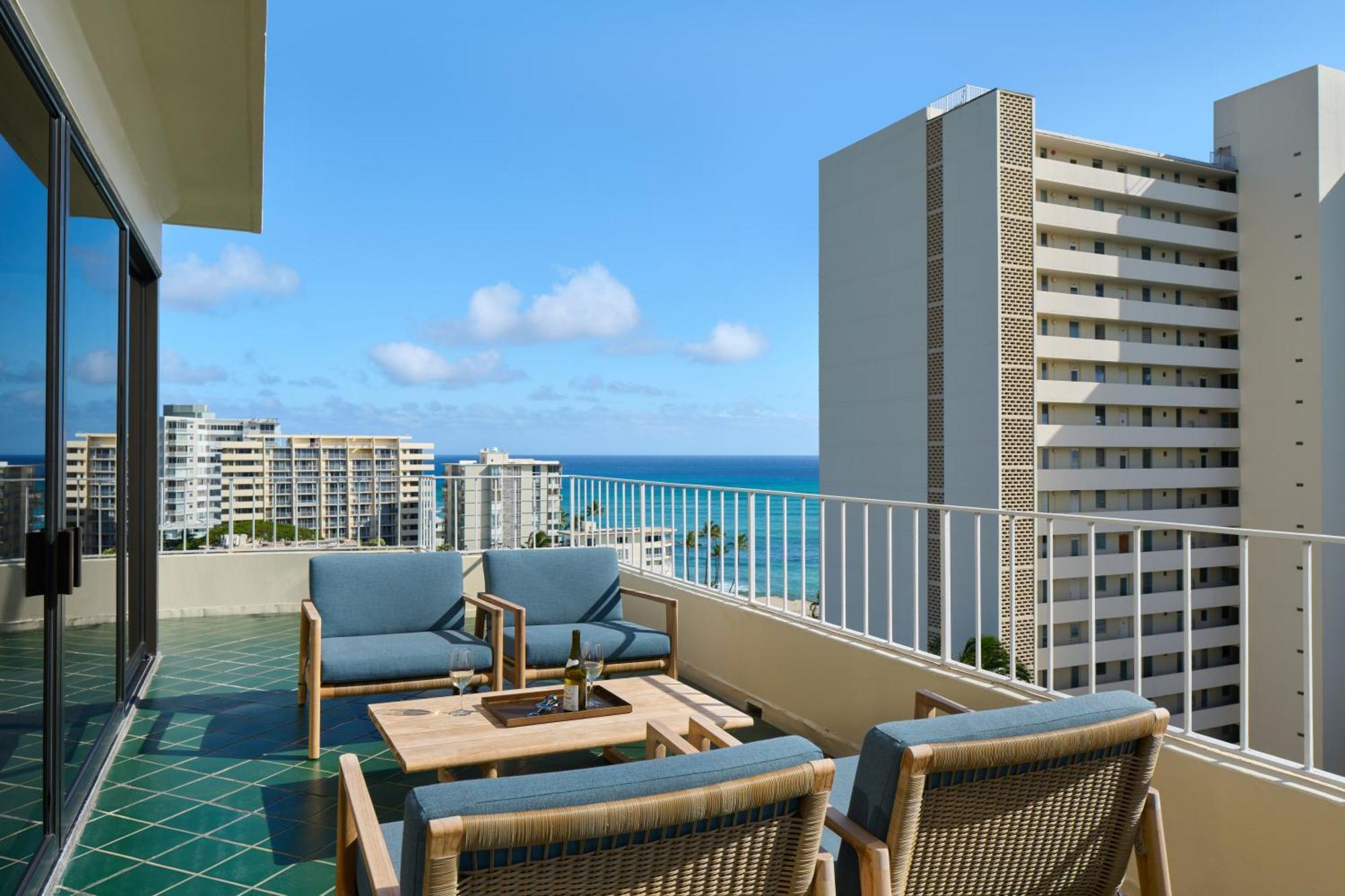 Lotus Honolulu At Diamond Head Hotel Exterior photo