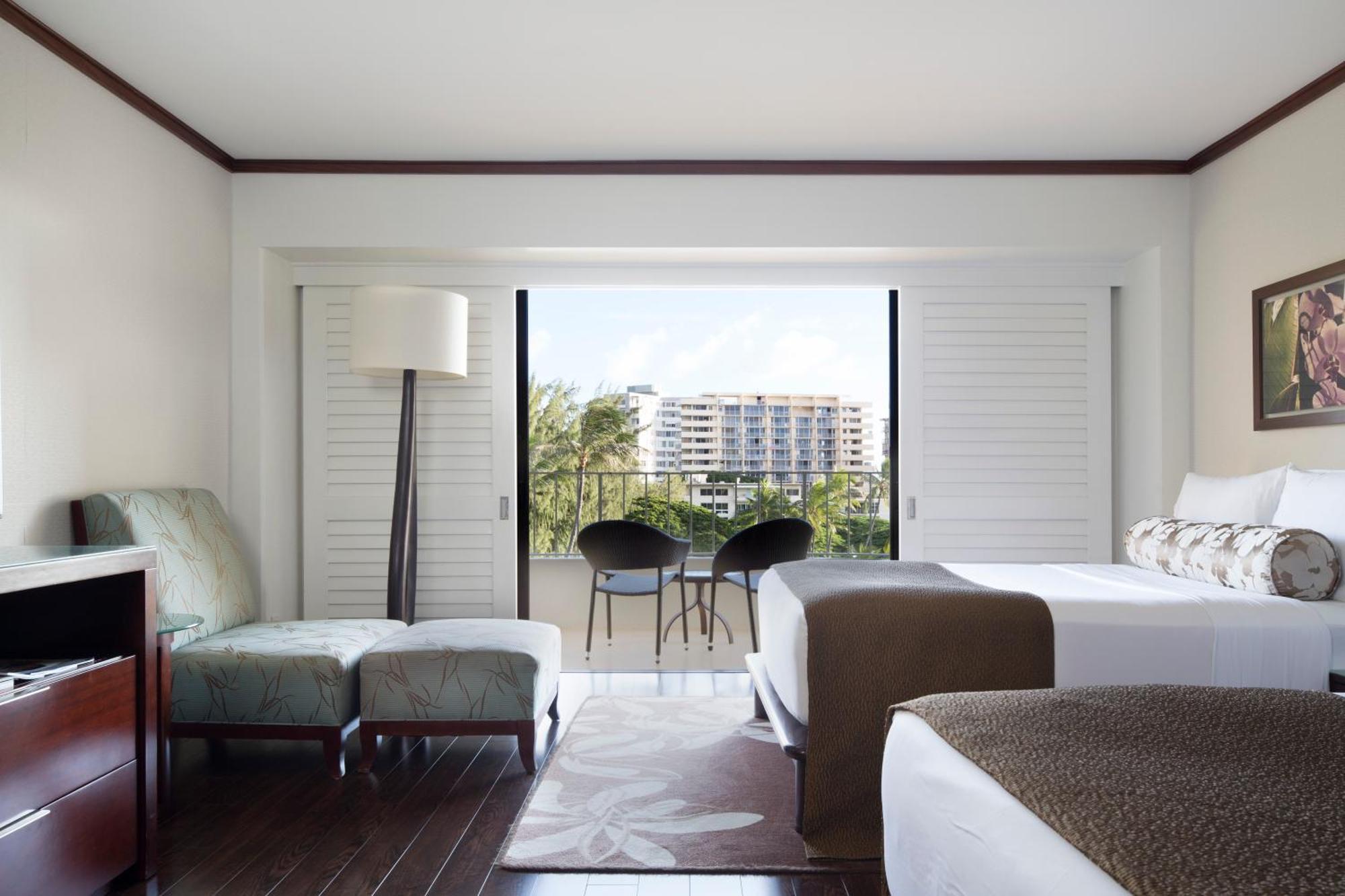 Lotus Honolulu At Diamond Head Hotel Exterior photo