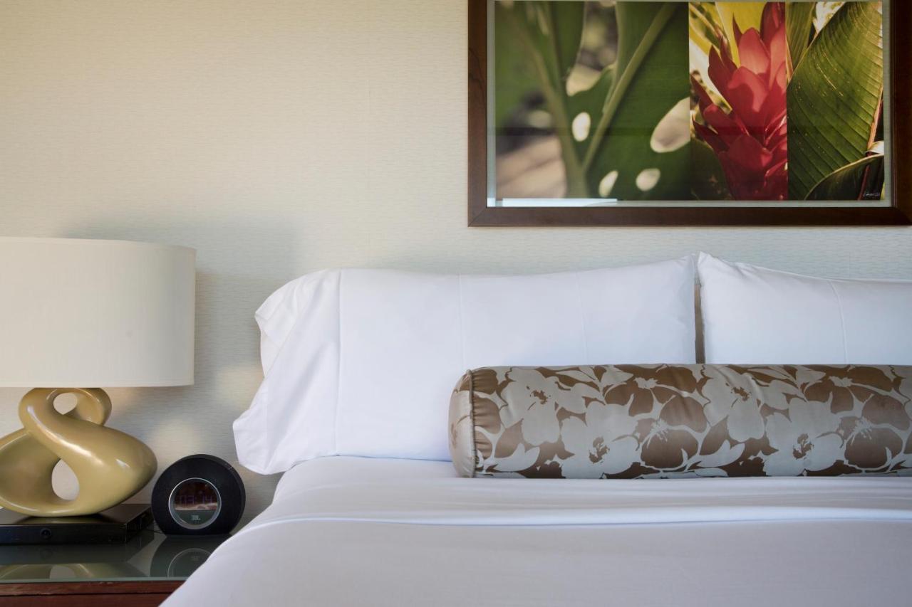 Lotus Honolulu At Diamond Head Hotel Exterior photo