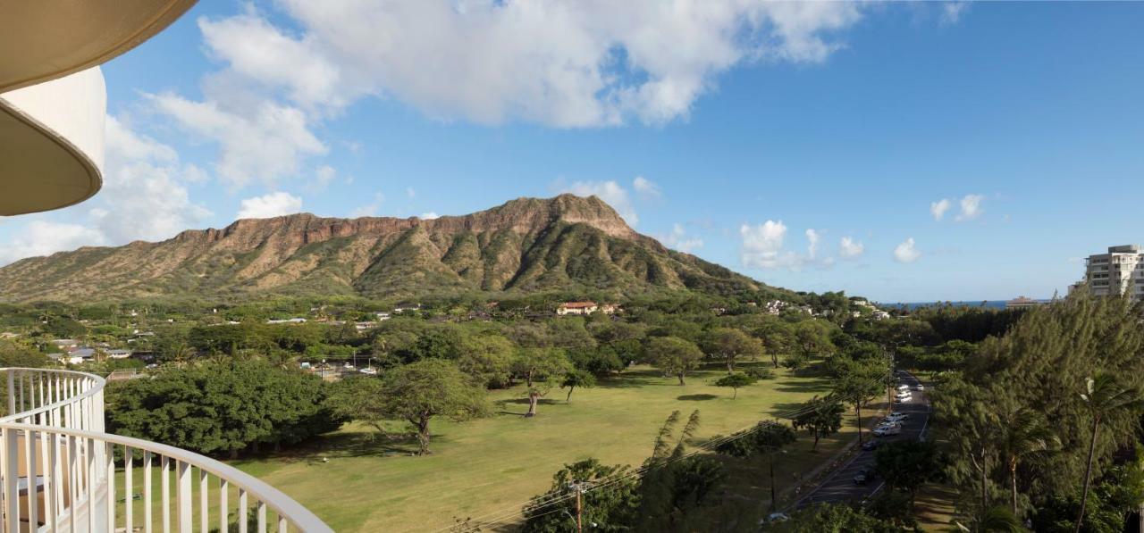 Lotus Honolulu At Diamond Head Hotel Exterior photo