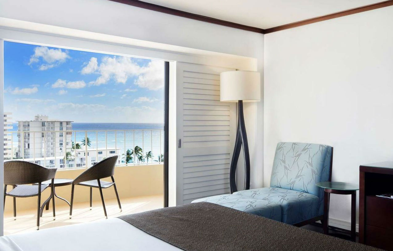 Lotus Honolulu At Diamond Head Hotel Exterior photo